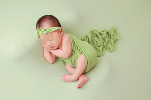 广州代怀试管生子宝宝低烧肚子疼